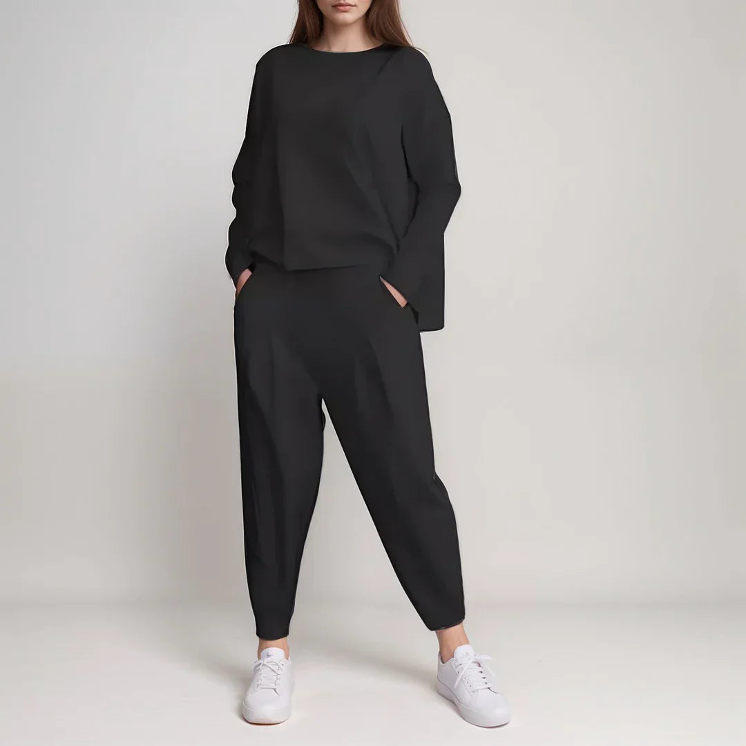 Lisa | Comfortable Two-piece Set with Round Neckline